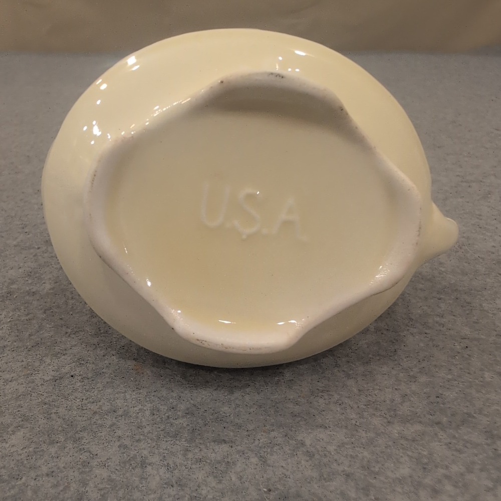 Vintage Creamer Pitcher Ceramic Floral Window Scene Embossed Cream Made in USA - Picture 5 of 5